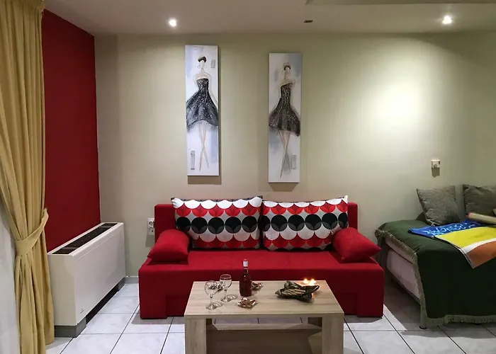 Apartment Steps To Nea Chora Angela ,10min To Town