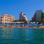 Steps To Nea Chora Angela ,10min To Town Apartment *